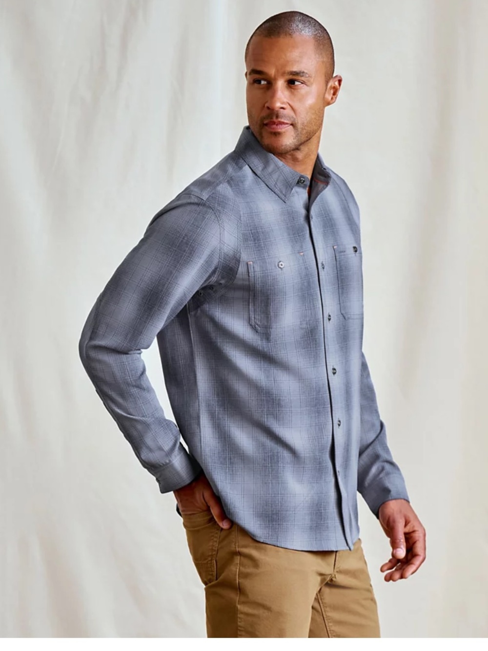 Orvis Men’s Long Sleeve Tech Chambray Shirt - Size XL - Blue - Like New!